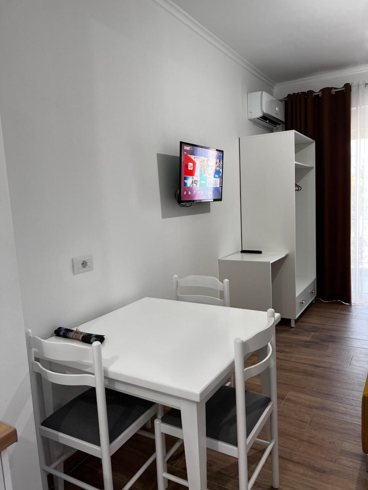 Apartamento The Gwen Sarandë Exterior foto