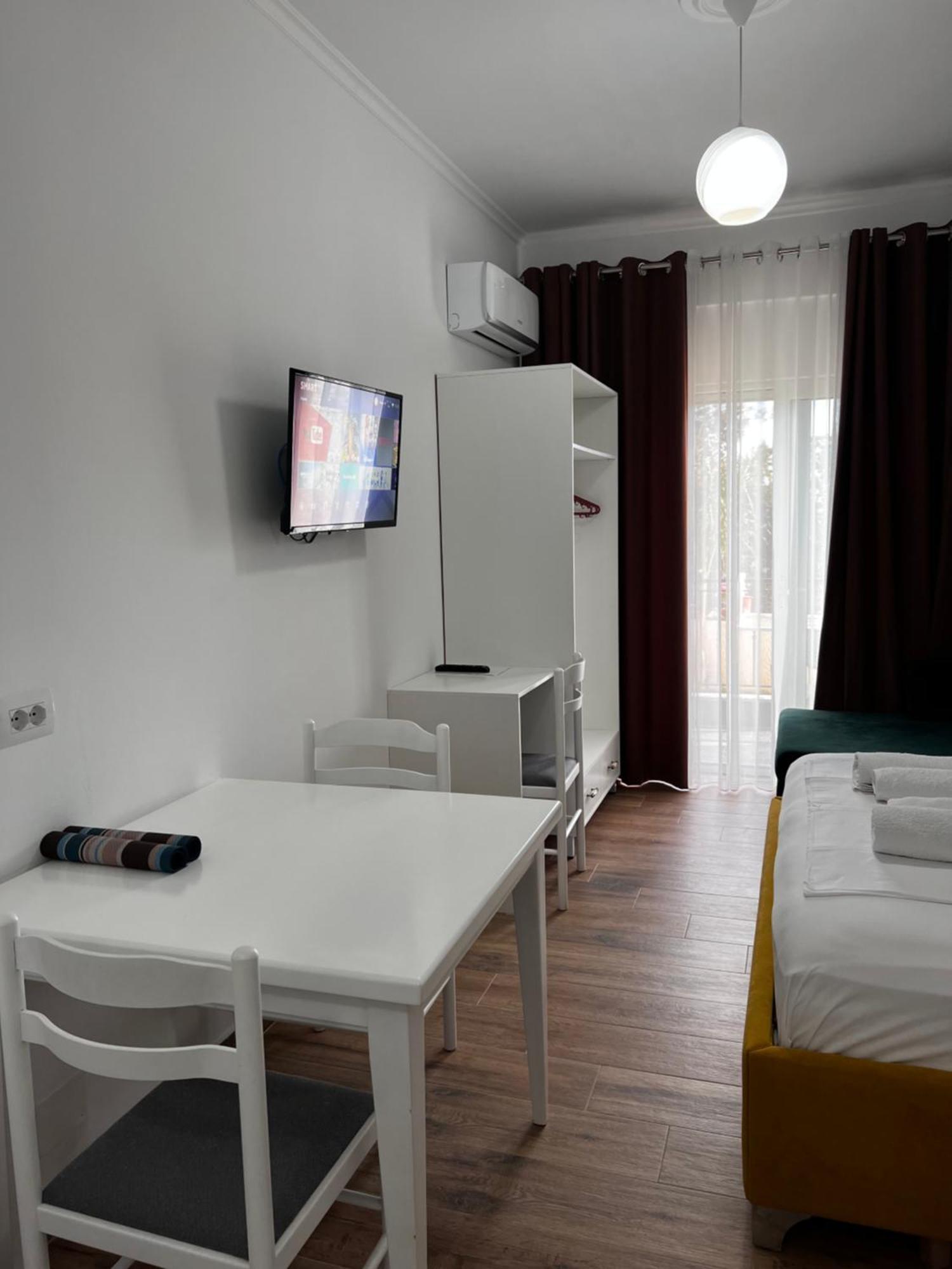 Apartamento The Gwen Sarandë Exterior foto