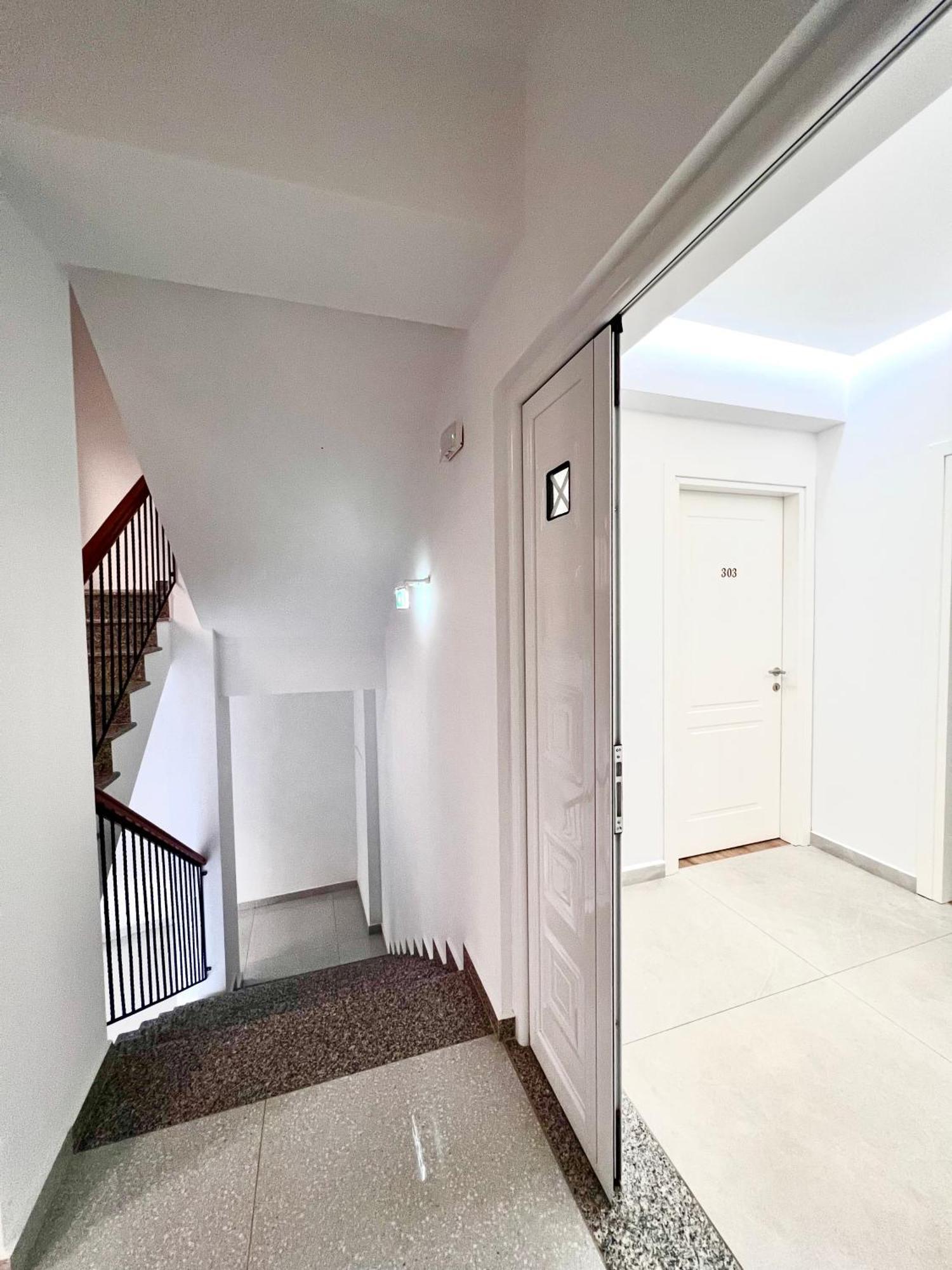 Apartamento The Gwen Sarandë Exterior foto
