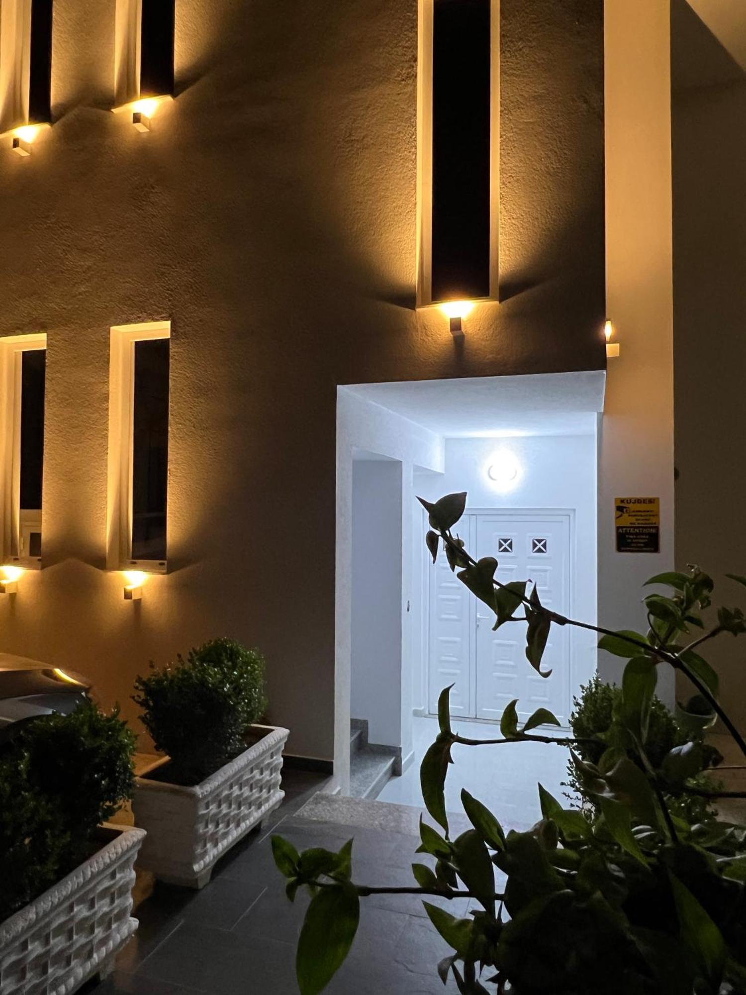 Apartamento The Gwen Sarandë Exterior foto