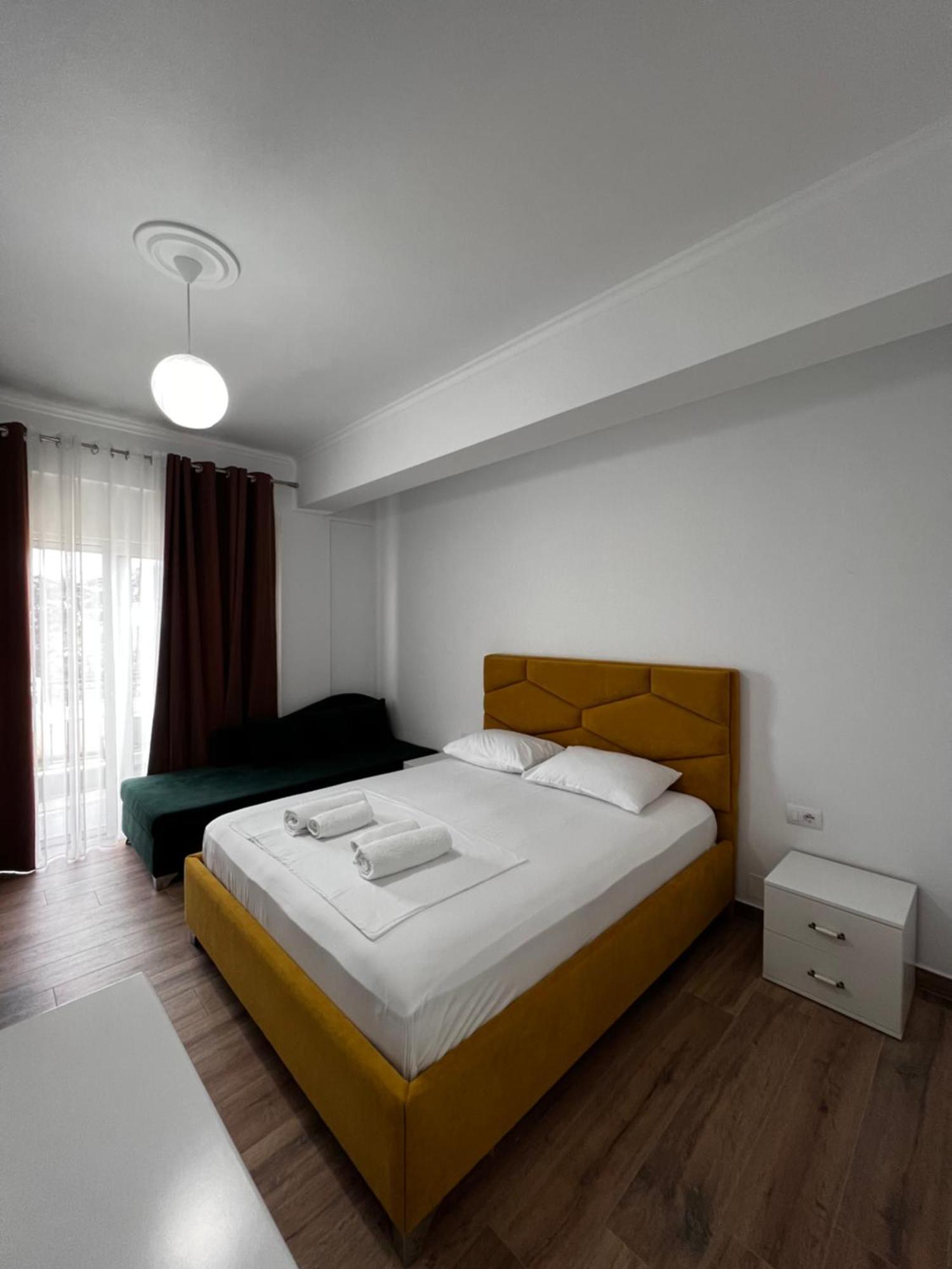 Apartamento The Gwen Sarandë Exterior foto