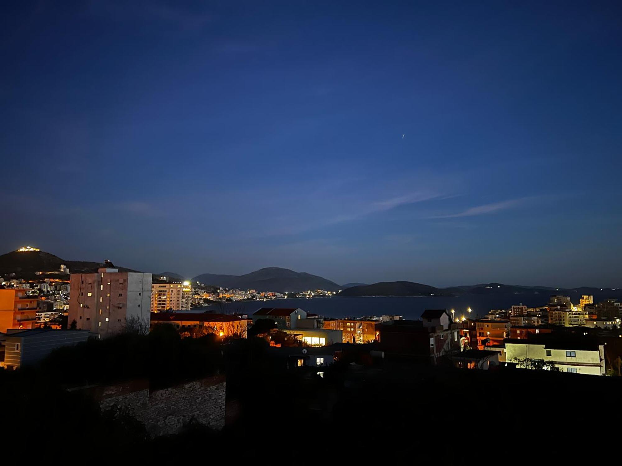 Apartamento The Gwen Sarandë Exterior foto