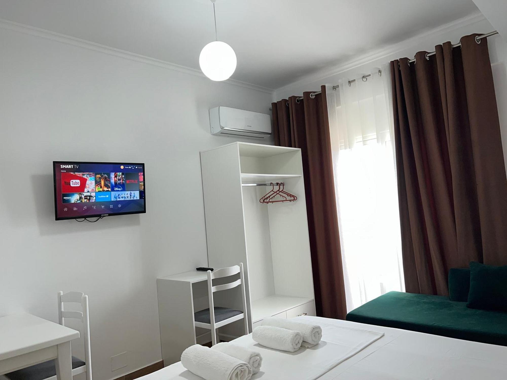 Apartamento The Gwen Sarandë Exterior foto