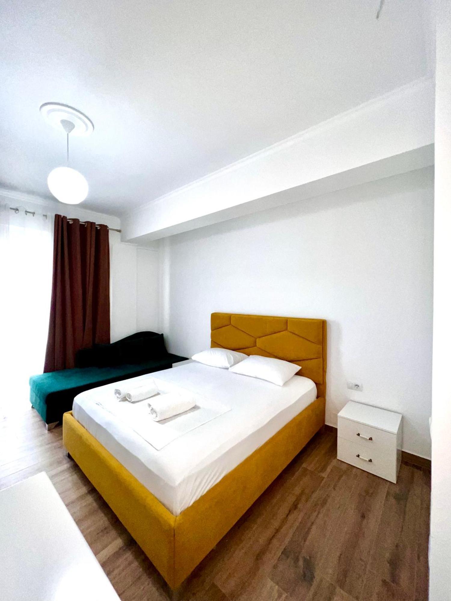Apartamento The Gwen Sarandë Exterior foto
