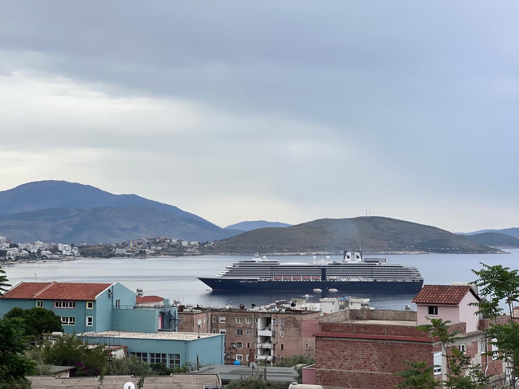 Apartamento The Gwen Sarandë Exterior foto