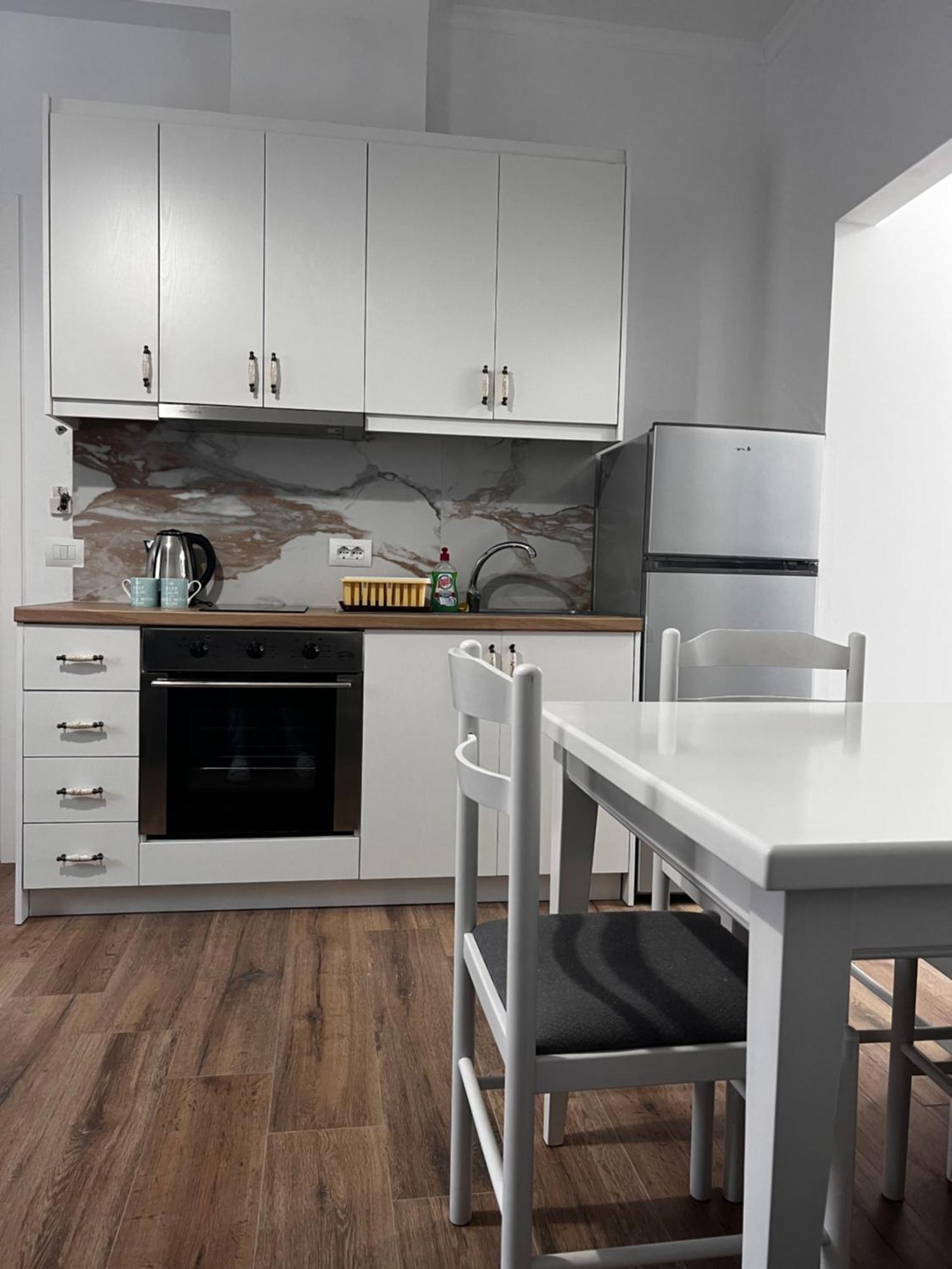 Apartamento The Gwen Sarandë Exterior foto